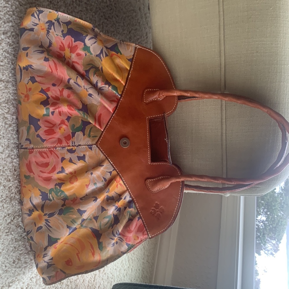 Mint condition Patricia Nash bag.Never been used.